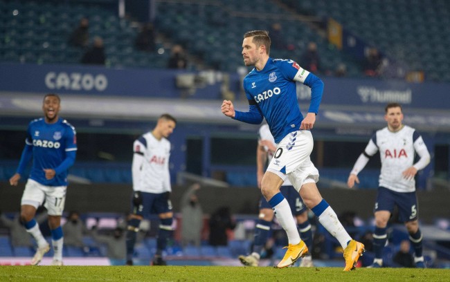 有周琦的优 有周琦的优